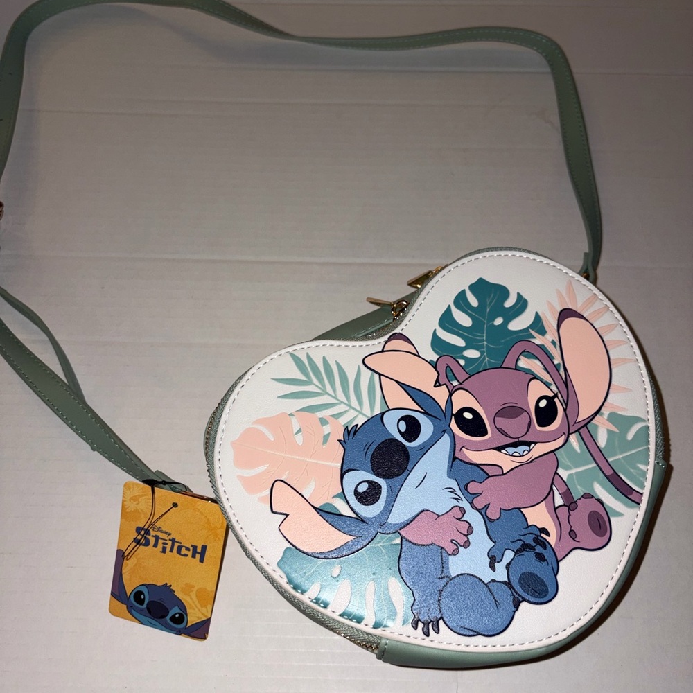 Heart-Shaped stitch and angel bag nwt! Super gorgeous! Great quality nwt